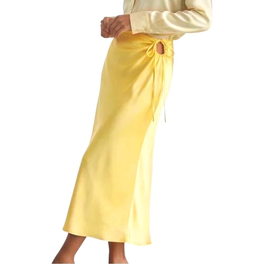 RUMORED Kauai Keyhole Midi Skirt in Banana Yellow‎ XS-Satin